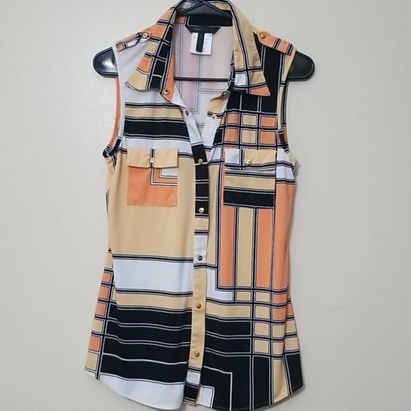 Top - Picture 2 of 8